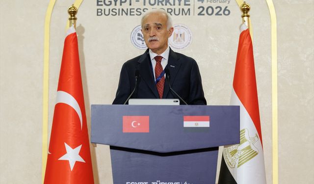 Türk ve Mısırlı iş insanları Kahire'de bir araya geldi