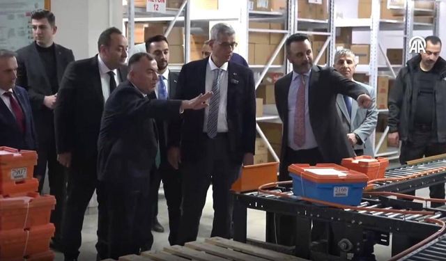 Bakan Memişoğlu ilaç lojistiğini yerinde inceledi