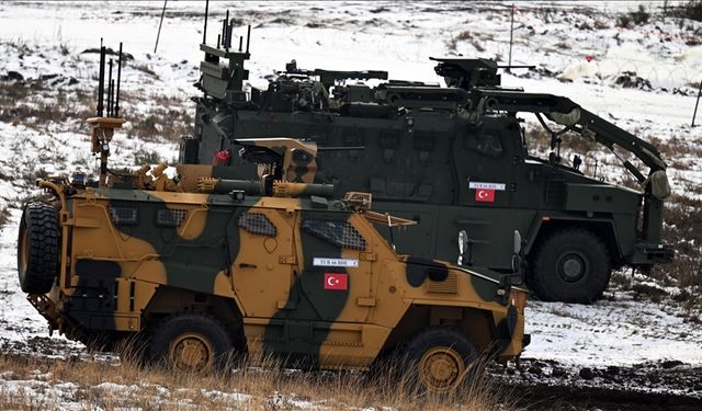 NATO tatbikatında "Karacılar" sahnede