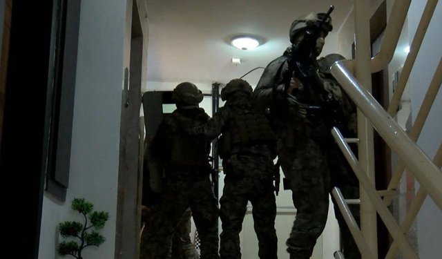 FETÖ'nün finans ağına operasyon: 43 gözaltı