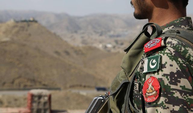 Pakistan ordusu ölen asker sayısını açıkladı