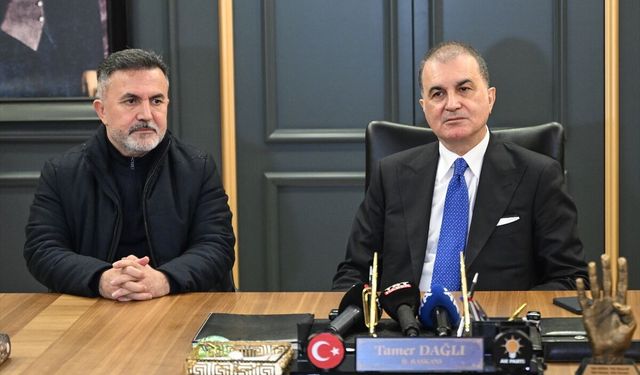 AK Parti Sözcüsü, partisinin Adana İl Başkanlığına yaptığı ziyarette konuştu