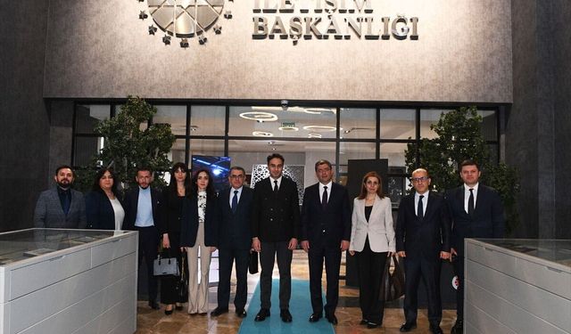 Azerbaycan Medya Kalkınma Ajansı heyeti, Dezenformasyonla Mücadele Merkezini ziyaret etti