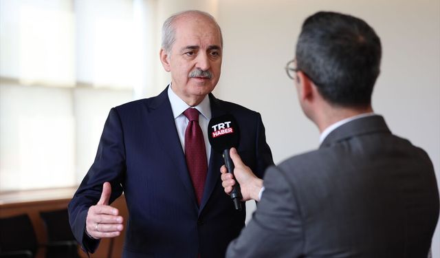 Numan Kurtulmuş, canlı yayında soruları yanıtladı