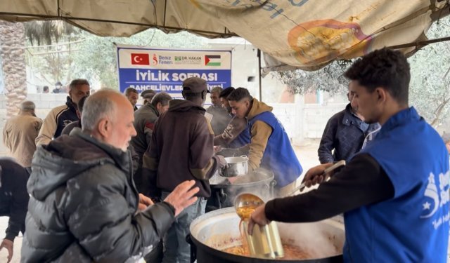 Gazze Barış Kurulu temsilcisinden 'İsrail kısıtlamaları yardımları engelliyor' açıklaması