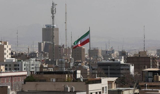 ABD'nin İran'ın Hark Adası'na saldırısında asker ve sivil can kaybı yok