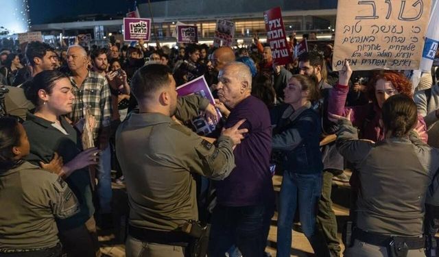 Tel Aviv’de sokaklar karıştı: İşgalciler birbirine girdi