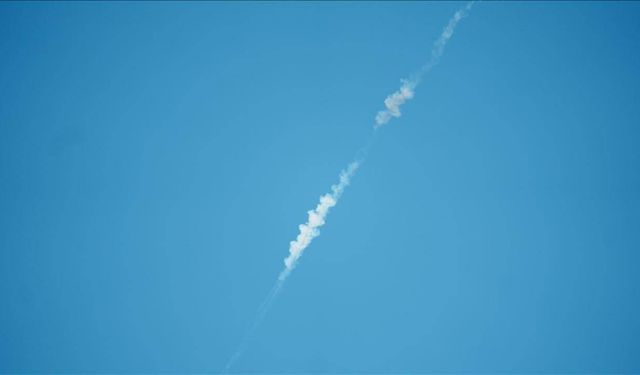 Hizbullah, İsrail askerlerine roketlerle saldırı düzenledi