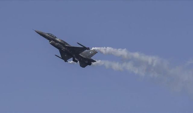 İran ABD'ye ait F-18 savaş uçağını vurdu