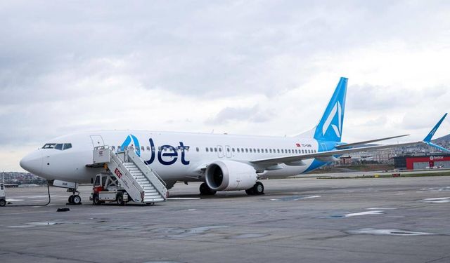 Uçakta 'canlı bomba' şakası yapan yolcuya hapis cezası