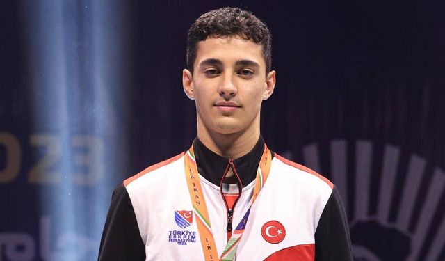 Milli eskrimciden altın madalya