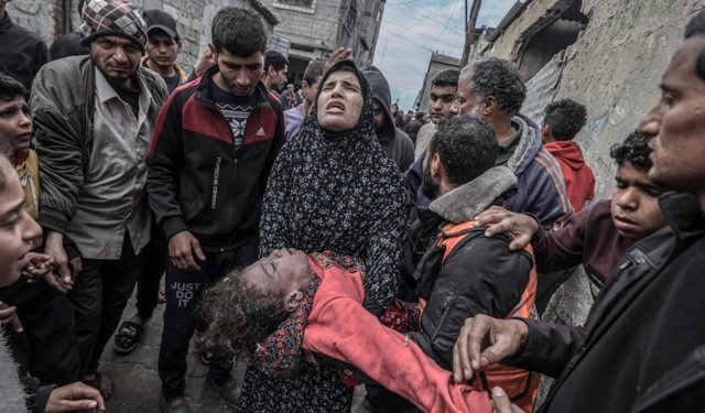 Sağlık Bakanlığı duyurdu: İsrail saldırılarında 11 kişi can verdi