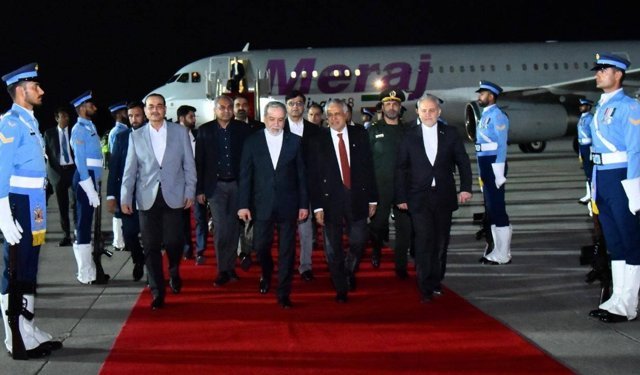 Arakçi, Pakistan Genelkurmay Başkanı Munir ile İslamabad’da görüştü