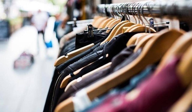 Yerli turistlerin giyecek ve hediyelik eşya harcamaları 100 milyar lirayı aştı