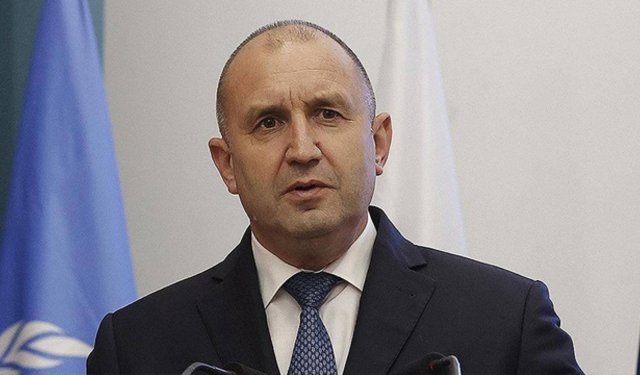 Bulgaristan'da Rumen Radev tek başına iktidara yürüyor