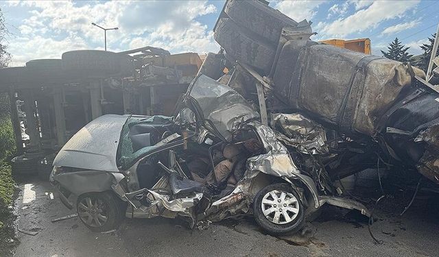 Anadolu Otoyolu'nda zincirleme kaza! 2 ölü