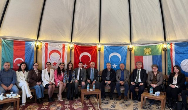 Bursa'da Özbekistan rüzgarı: Kültür, tarih ve kardeşlik aynı çatıda buluştu