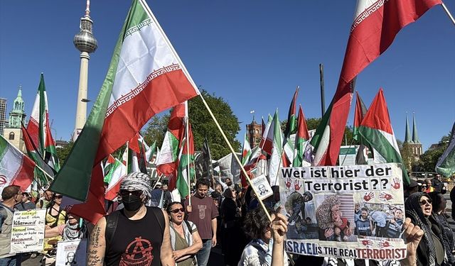 Berlin'de Filistin'e destek gösterisi düzenlendi