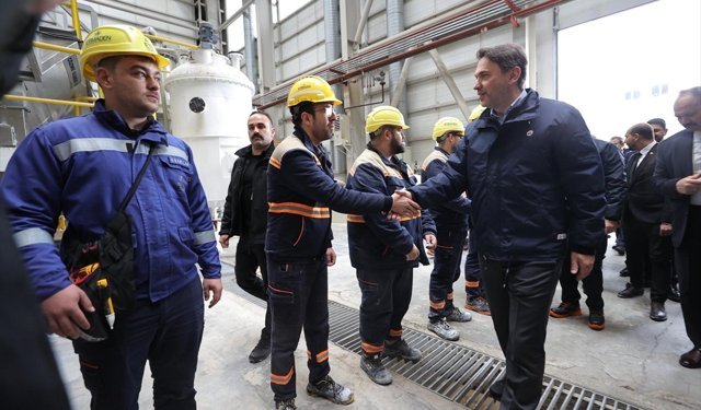Bakan Bayraktar, Eskişehir'de Kırka Bor İşletmesi ziyaretinde konuştu