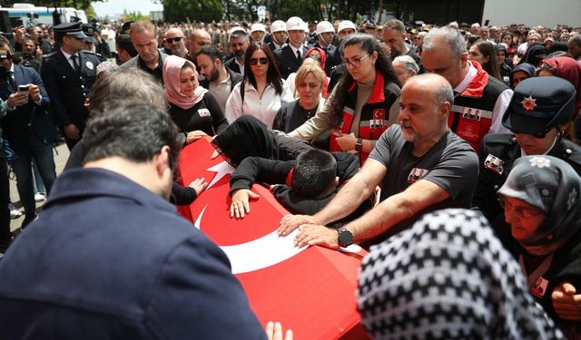 Bakan Çiftçi, Çorlu'da şehit polis memurları için törende konuştu