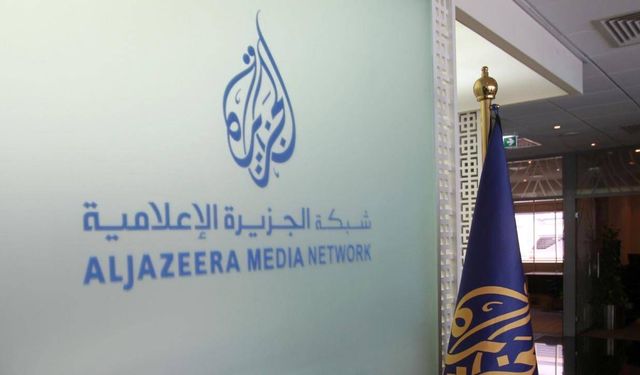 Batı Şeria'daki Al Jazeera ofisi 3 ay daha kapalı kalacak