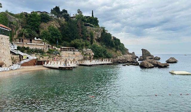 Antalya 232 mavi bayraklı plajla dünya liderliğini koruyor