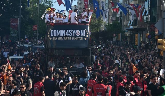 Galatasaray kutlamalara başladı
