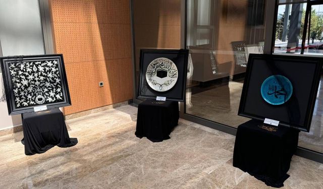 'Asr-ı Saadet'ten Günümüze' sergisi İstanbul'da açıldı