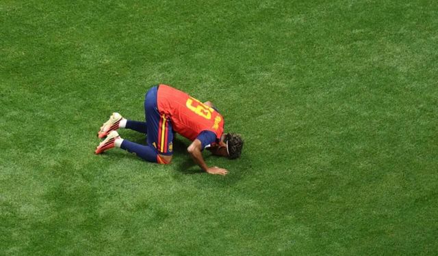Lamine Yamal, 'secdeli' gol sevinci sonrası sosyal medyada hedef oldu