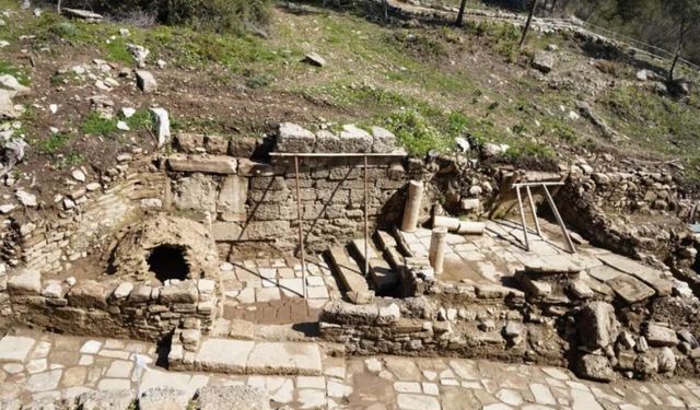 Bakan Ersoy paylaştı: Aspendos'ta dev keşif
