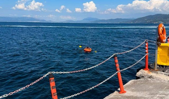 Akıntıyla sürüklenen bottaki 15 yaşındaki çocuk kurtarıldı