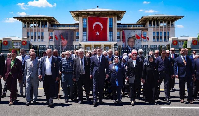 Cevdet Yılmaz, 15 Temmuz Şehitler Anıtı'ndaki törene katıldı