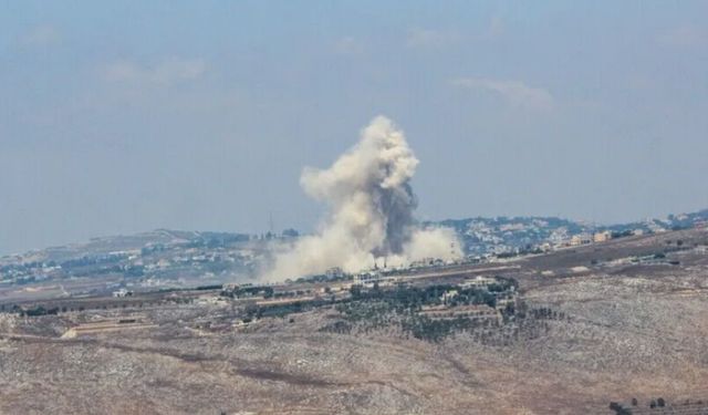 Soykırımcı İsrail'den Lübnan'ın güneyine hava saldırısı