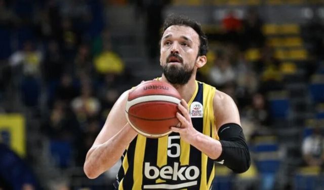 Sertaç Şanlı yeniden Fenerbahçe'de