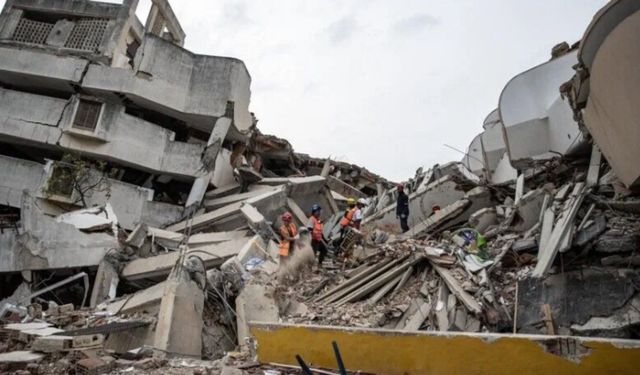 Venezuela'daki depremlerde can kaybı 6 bin 509'a yükseldi