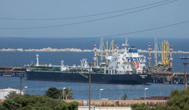 Rusya, Türkiye'den akaryakıt almaya başladı