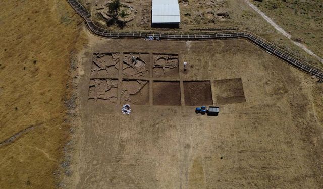 Göbeklitepe'nin kuzeyinde ilk kazı