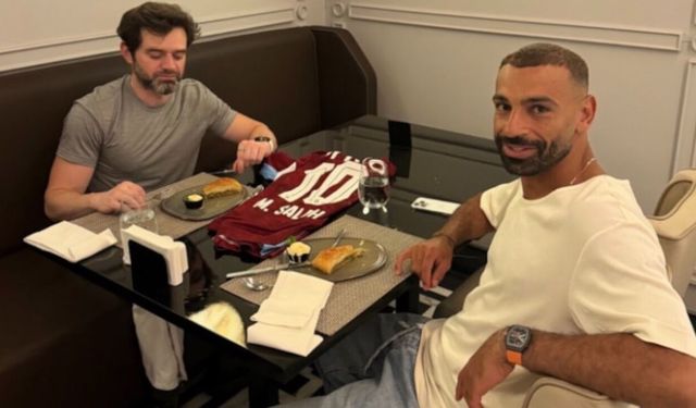 Mohamed Salah'ın temsilcisinden imalı paylaşım!