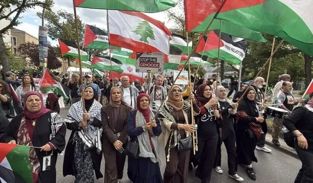 Berlin'de Filistin'e destek gösterisi