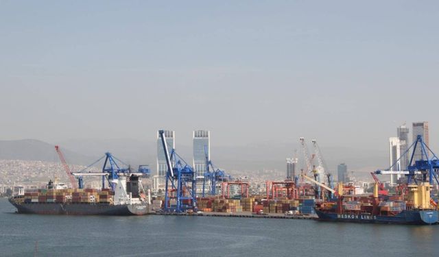 Türkiye'nin komşularına ihracatı 18,2 milyar doları aştı