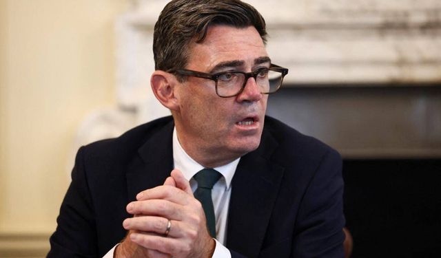 İngiltere Başbakanı: İki devletli çözüm çökme riskiyle karşı karşıya