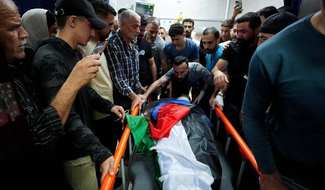 İsrail Gazze'de1 kişiyi daha katletti