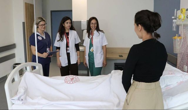 3 yaşındaki çocuğun midesinden 21 parça mıknatıslı top çıkarıldı