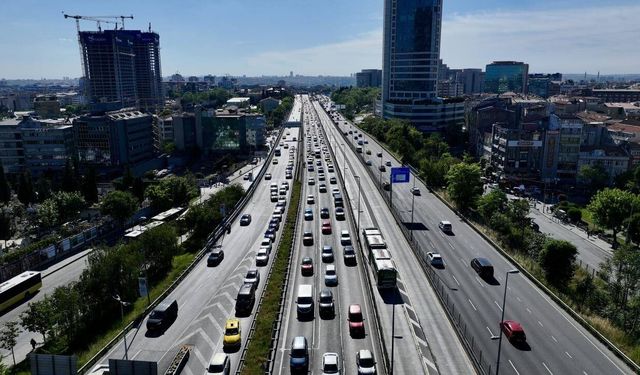 İstanbul'da trafik yoğunluğu yüzde 70'e ulaştı
