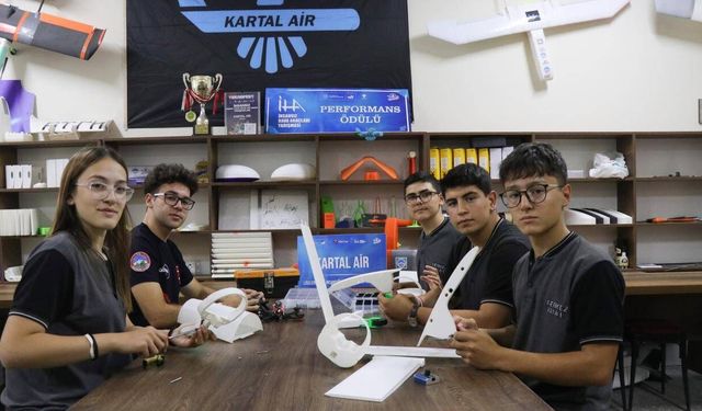 Kayserili öğrencilerden ABD'de 'İHA' zaferi