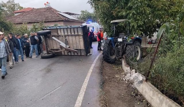Balıkesir'de traktör devrildi: 23 yaralı