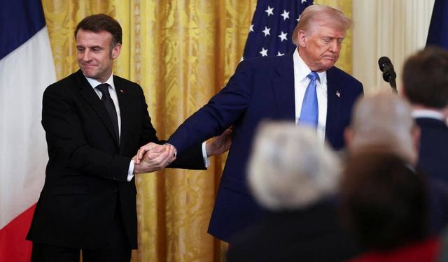 Macron, Hürmüz Boğazı krizinde Trump'ı eleştirmekten çekindi