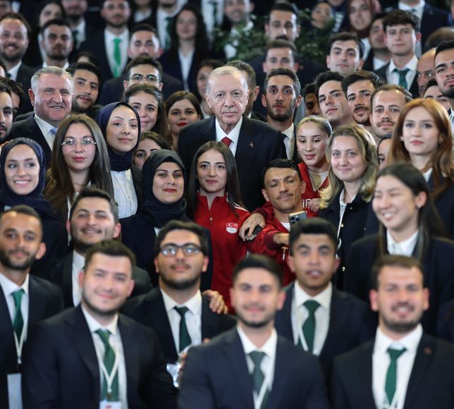 Başkan Erdoğan gençlerle bir araya geldi