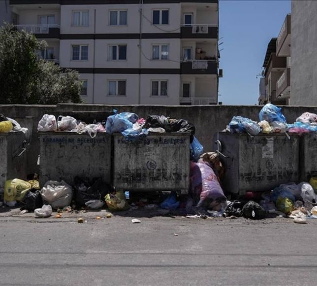 CHP'li belediye iflas etti! İzmir'de sokaklar çöplüğe döndü