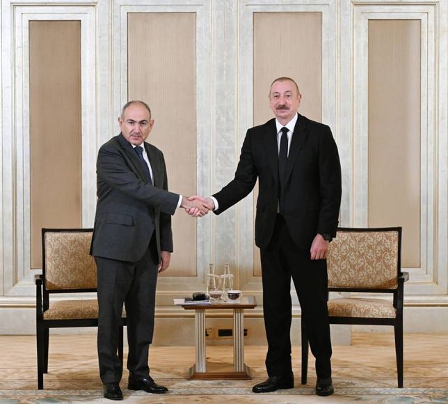 Paşinyan'dan Aliyev'e teşekkür